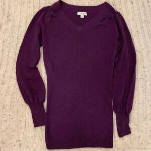Liz Lange Maternity purple sweater, size small‎